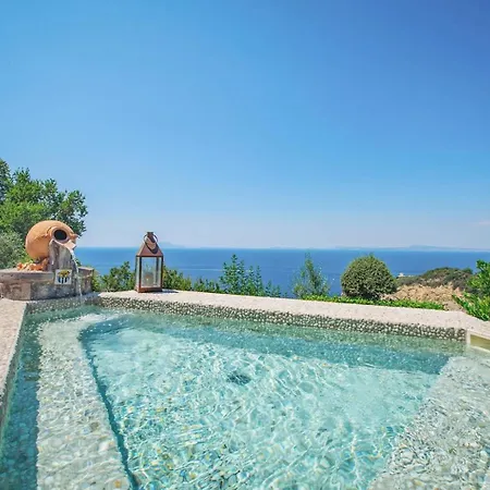 Дом отдыха Luxury With Pool & Garden Капри